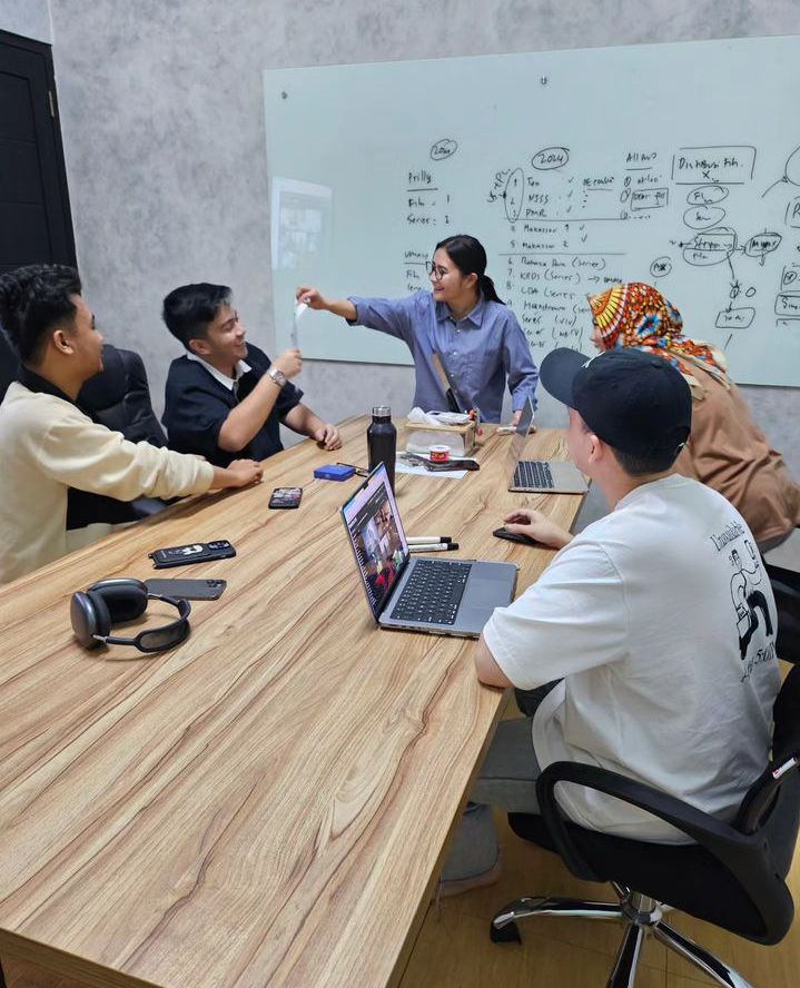 Kolaborasi Tim Menjadi Bagian Penting dalam Pengembangan Proyek